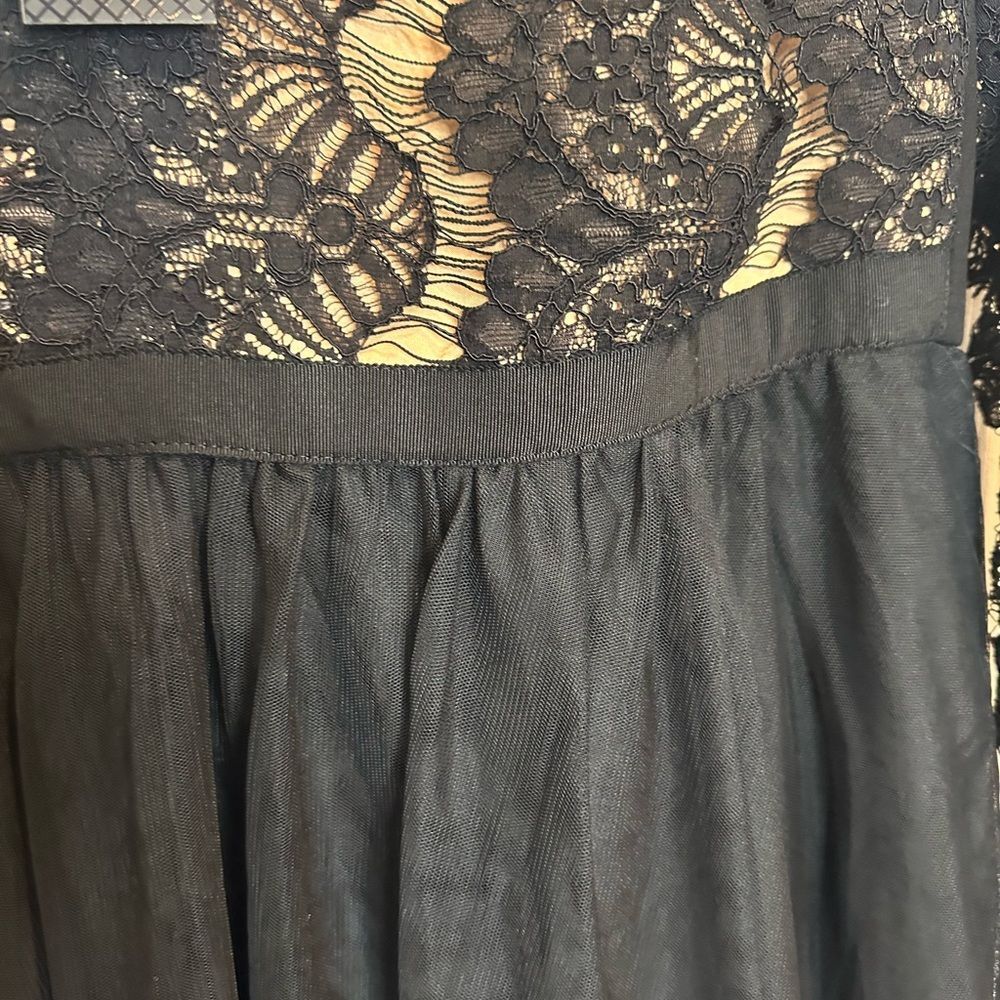 City Chic Black Lace Over Nude Maxi Dress - Picture 8 of 12
